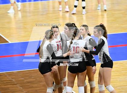 Thumbnail 3 in Del Norte vs. Haxtun (CHSAA 2A First Round) photogallery.