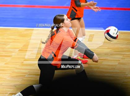 Thumbnail 3 in Del Norte vs. Haxtun (CHSAA 2A First Round) photogallery.