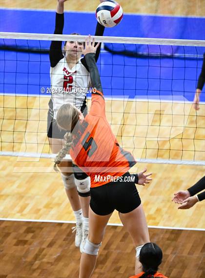 Thumbnail 3 in Del Norte vs. Haxtun (CHSAA 2A First Round) photogallery.