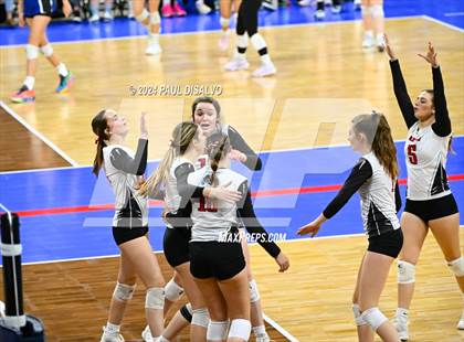 Thumbnail 2 in Del Norte vs. Haxtun (CHSAA 2A First Round) photogallery.
