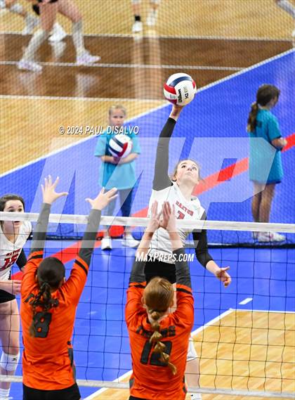 Thumbnail 2 in Del Norte vs. Haxtun (CHSAA 2A First Round) photogallery.