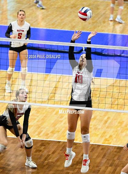 Thumbnail 1 in Del Norte vs. Haxtun (CHSAA 2A First Round) photogallery.