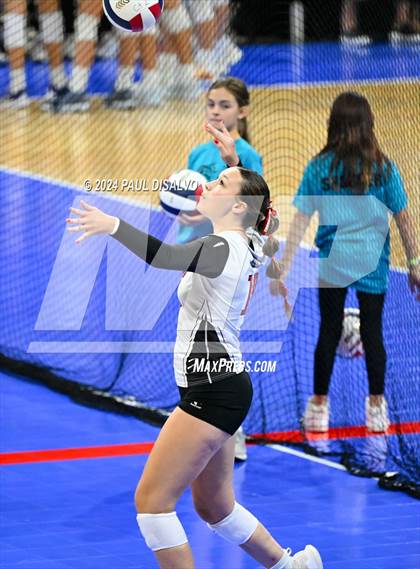 Thumbnail 2 in Del Norte vs. Haxtun (CHSAA 2A First Round) photogallery.