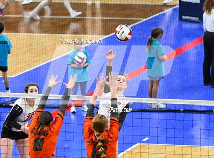 Thumbnail 1 in Del Norte vs. Haxtun (CHSAA 2A First Round) photogallery.