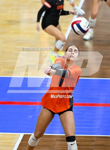 Thumbnail 2 in Del Norte vs. Haxtun (CHSAA 2A First Round) photogallery.