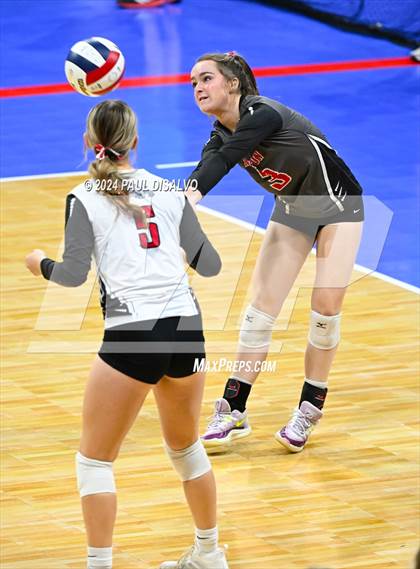 Thumbnail 1 in Del Norte vs. Haxtun (CHSAA 2A First Round) photogallery.