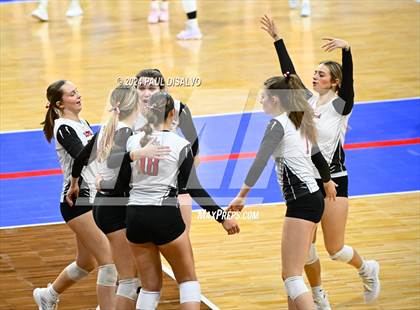 Thumbnail 2 in Del Norte vs. Haxtun (CHSAA 2A First Round) photogallery.