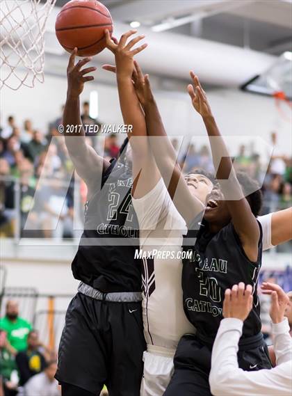 Thumbnail 1 in Moreau Catholic @ Saint Francis (CIF NorCal D2 Championship) photogallery.