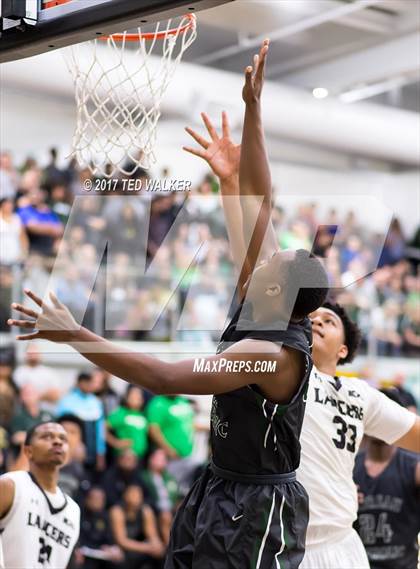 Thumbnail 1 in Moreau Catholic @ Saint Francis (CIF NorCal D2 Championship) photogallery.