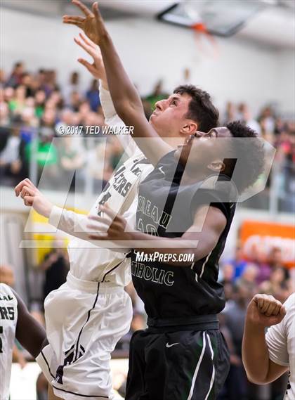 Thumbnail 2 in Moreau Catholic @ Saint Francis (CIF NorCal D2 Championship) photogallery.