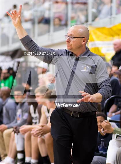 Thumbnail 3 in Moreau Catholic @ Saint Francis (CIF NorCal D2 Championship) photogallery.