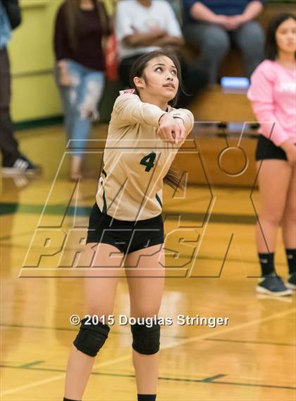 Thumbnail 3 in Irvington @ Moreau Catholic photogallery.