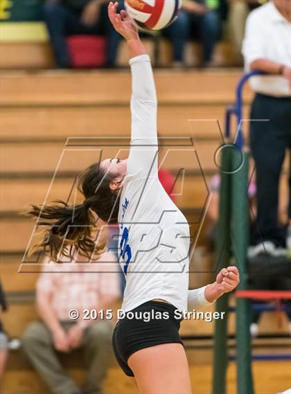Thumbnail 2 in Irvington @ Moreau Catholic photogallery.