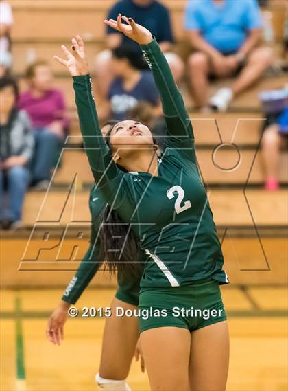 Thumbnail 2 in Irvington @ Moreau Catholic photogallery.