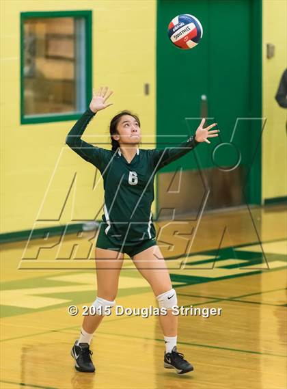 Thumbnail 1 in Irvington @ Moreau Catholic photogallery.