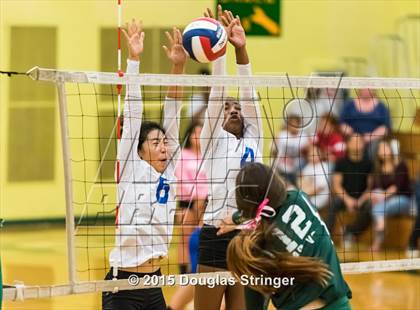 Thumbnail 2 in Irvington @ Moreau Catholic photogallery.
