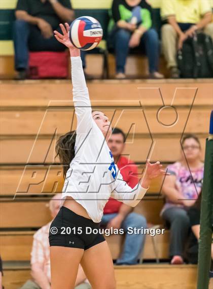 Thumbnail 1 in Irvington @ Moreau Catholic photogallery.