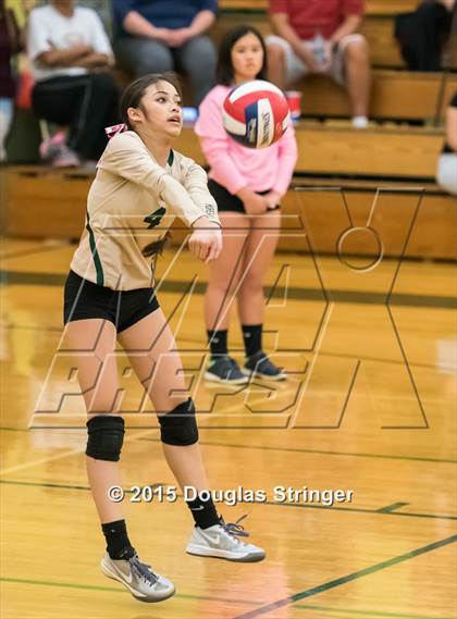 Thumbnail 2 in Irvington @ Moreau Catholic photogallery.