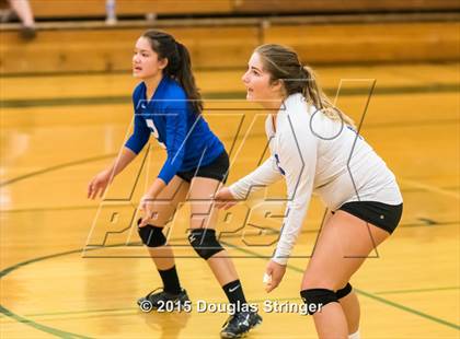 Thumbnail 2 in Irvington @ Moreau Catholic photogallery.