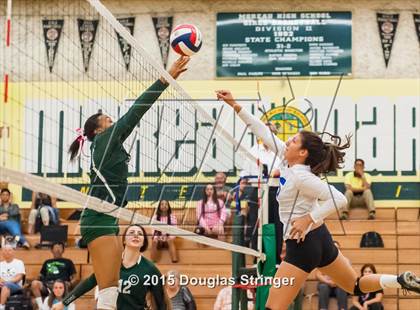Thumbnail 3 in Irvington @ Moreau Catholic photogallery.