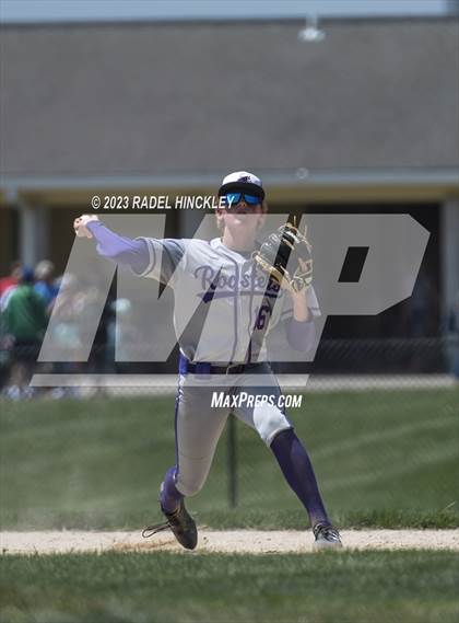Thumbnail 2 in Pleasant Hill vs Kearney (Lee's Summit West Tournament) photogallery.