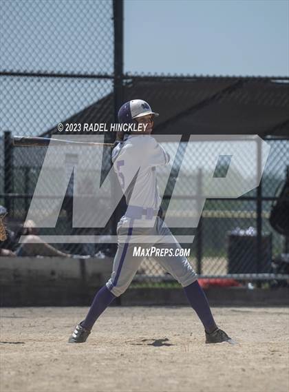 Thumbnail 2 in Pleasant Hill vs Kearney (Lee's Summit West Tournament) photogallery.