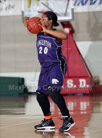 Thumbnail 1 in Angleton vs. Richardson (McDonald's Texas Invitational) photogallery.