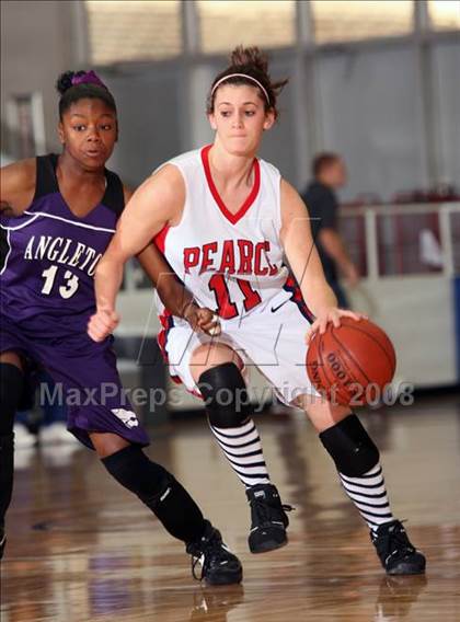 Thumbnail 2 in Angleton vs. Richardson (McDonald's Texas Invitational) photogallery.