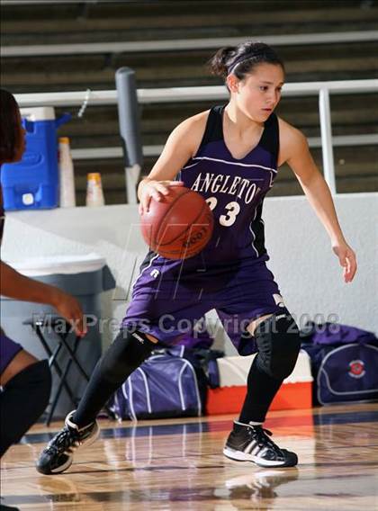 Thumbnail 2 in Angleton vs. Richardson (McDonald's Texas Invitational) photogallery.