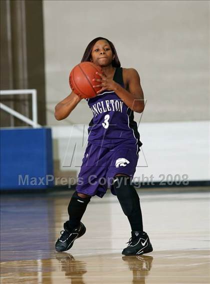 Thumbnail 3 in Angleton vs. Richardson (McDonald's Texas Invitational) photogallery.
