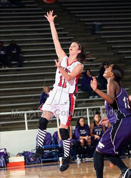 Thumbnail 1 in Angleton vs. Richardson (McDonald's Texas Invitational) photogallery.