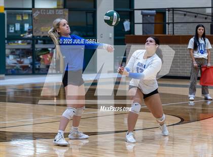 Thumbnail 1 in JV: Buna @ East Chambers photogallery.
