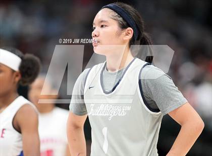 Thumbnail 1 in Duncanville vs. Sierra Canyon (Thanksgiving Hoopfest) photogallery.