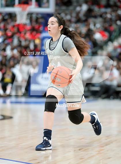 Thumbnail 2 in Duncanville vs. Sierra Canyon (Thanksgiving Hoopfest) photogallery.