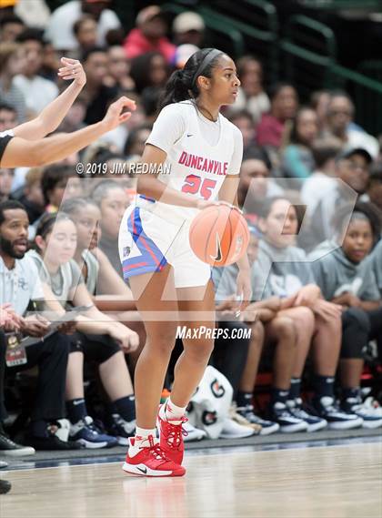 Thumbnail 2 in Duncanville vs. Sierra Canyon (Thanksgiving Hoopfest) photogallery.