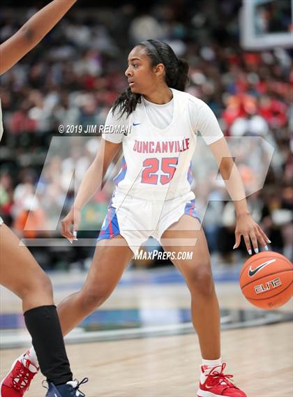 Thumbnail 2 in Duncanville vs. Sierra Canyon (Thanksgiving Hoopfest) photogallery.