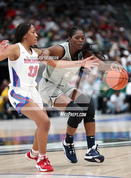 Thumbnail 1 in Duncanville vs. Sierra Canyon (Thanksgiving Hoopfest) photogallery.