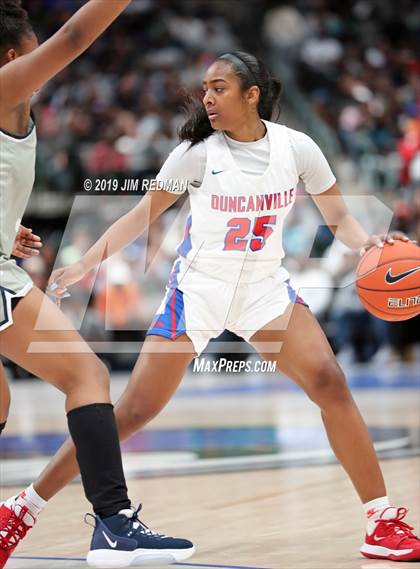Thumbnail 1 in Duncanville vs. Sierra Canyon (Thanksgiving Hoopfest) photogallery.