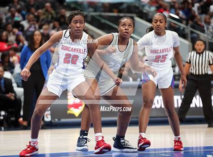 Thumbnail 3 in Duncanville vs. Sierra Canyon (Thanksgiving Hoopfest) photogallery.