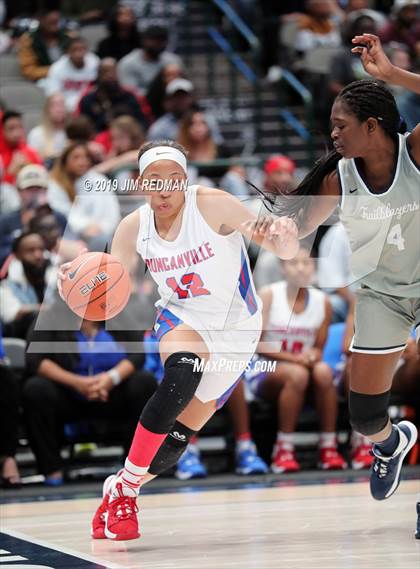 Thumbnail 2 in Duncanville vs. Sierra Canyon (Thanksgiving Hoopfest) photogallery.