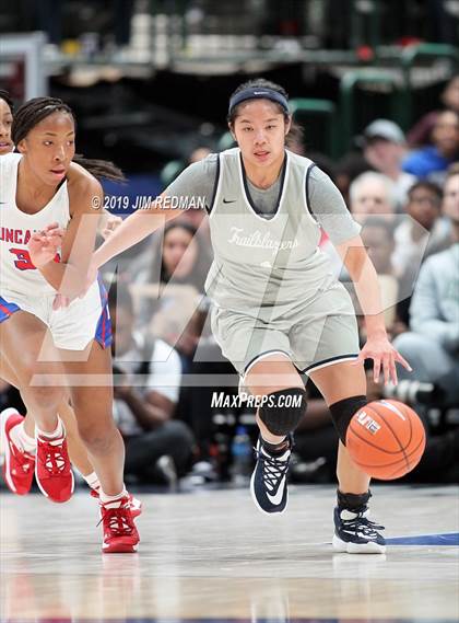 Thumbnail 1 in Duncanville vs. Sierra Canyon (Thanksgiving Hoopfest) photogallery.