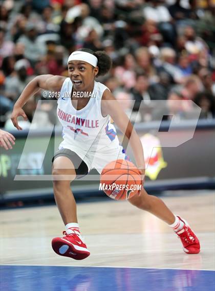 Thumbnail 3 in Duncanville vs. Sierra Canyon (Thanksgiving Hoopfest) photogallery.