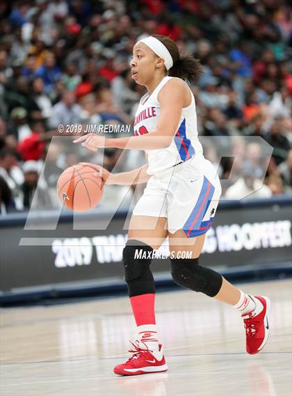 Thumbnail 1 in Duncanville vs. Sierra Canyon (Thanksgiving Hoopfest) photogallery.
