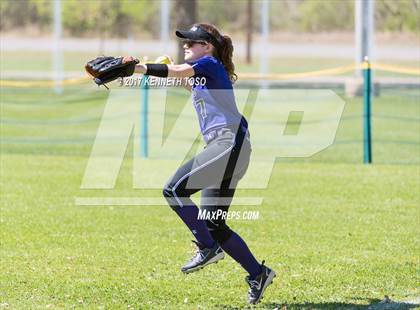 Thumbnail 2 in Stockdale vs St. Mary's Hall (Pearsall Tournament) photogallery.