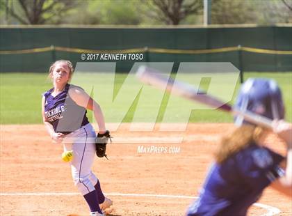 Thumbnail 2 in Stockdale vs St. Mary's Hall (Pearsall Tournament) photogallery.