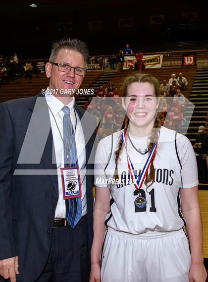 Thumbnail 2 in Victory Christian vs. Valley Christian (CIF SJS D6 Final) photogallery.