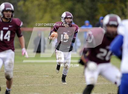 Thumbnail 3 in Sesser-Valier/Waltonville/Woodlawn vs Greenville (IHSA 3A Playoffs - First Round) photogallery.