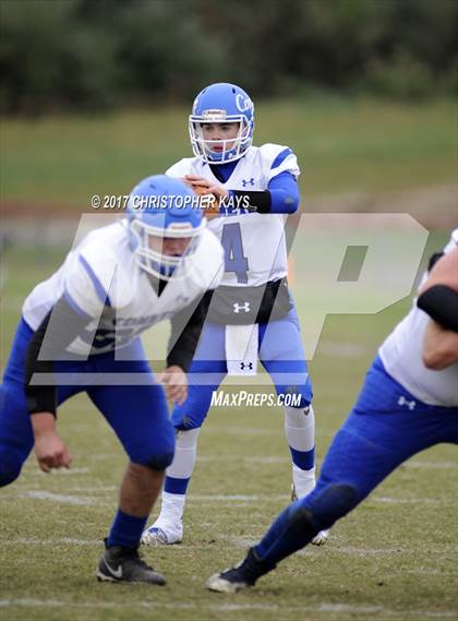 Thumbnail 2 in Sesser-Valier/Waltonville/Woodlawn vs Greenville (IHSA 3A Playoffs - First Round) photogallery.