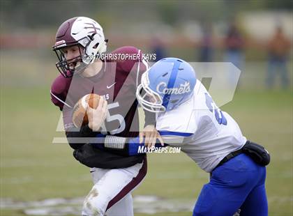 Thumbnail 3 in Sesser-Valier/Waltonville/Woodlawn vs Greenville (IHSA 3A Playoffs - First Round) photogallery.