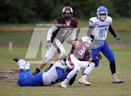 Thumbnail 2 in Sesser-Valier/Waltonville/Woodlawn vs Greenville (IHSA 3A Playoffs - First Round) photogallery.